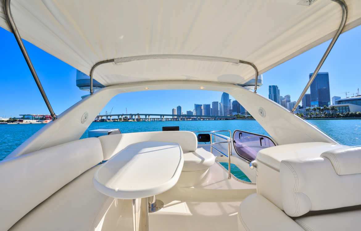 Azimut Flybridge Dolce Vita III 60ft